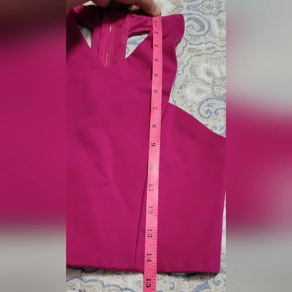 Express Crop Tee - Picture 10 of 10